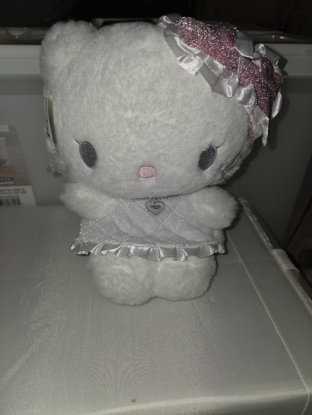 Hello Kitty White Plush with Pink Glitter Bow Hair Accessory